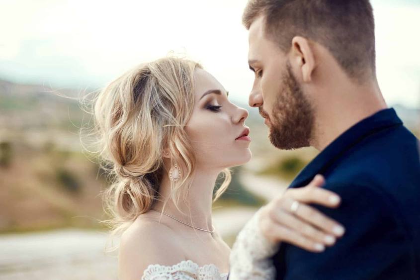 Comment choisir les accessoires pour assister à un mariage ?