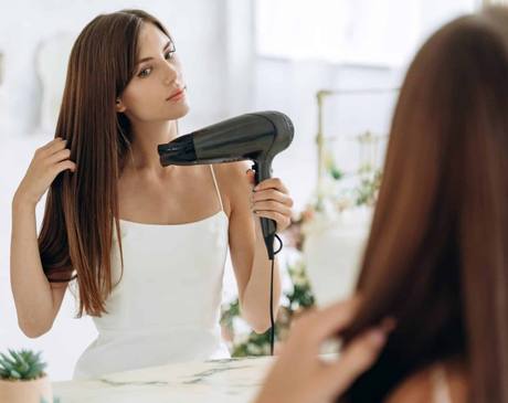 Comment choisir un sèche cheveux professionnel de qualité ?