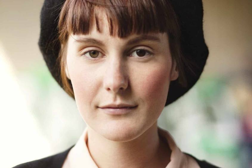 Comment porter un béret femme cheveux court