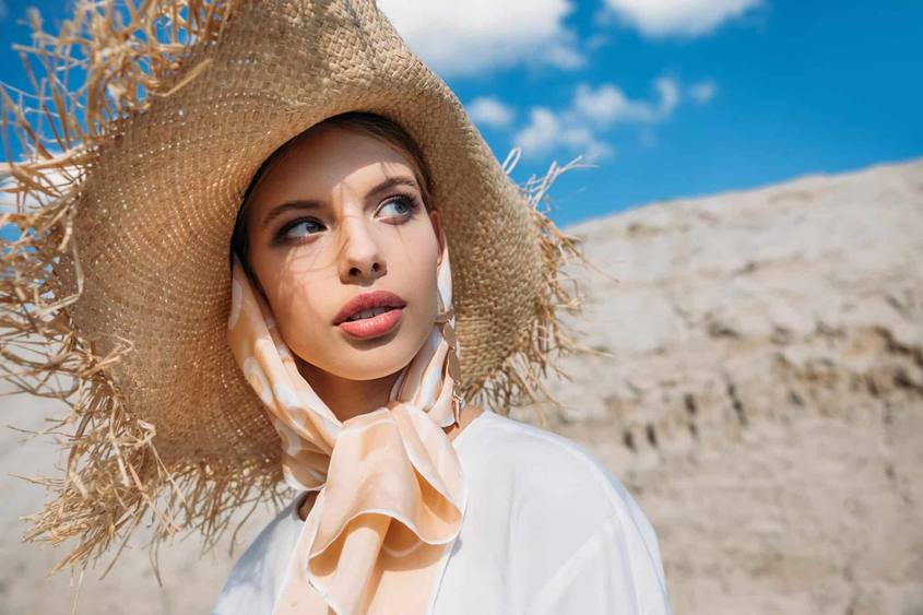 Comment porter un foulard hermes femme