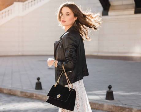 Tenue femme pour un entretien