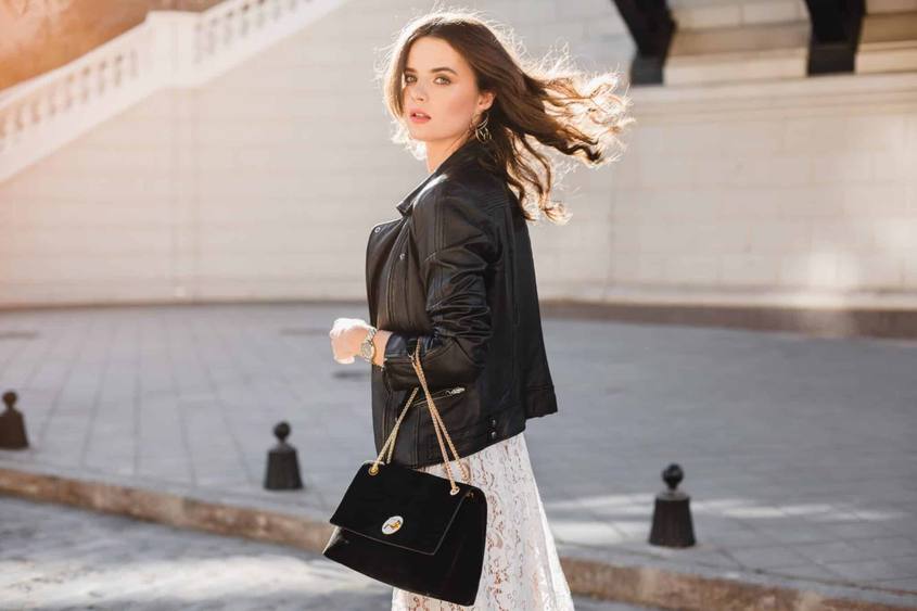 Tenue femme pour un entretien